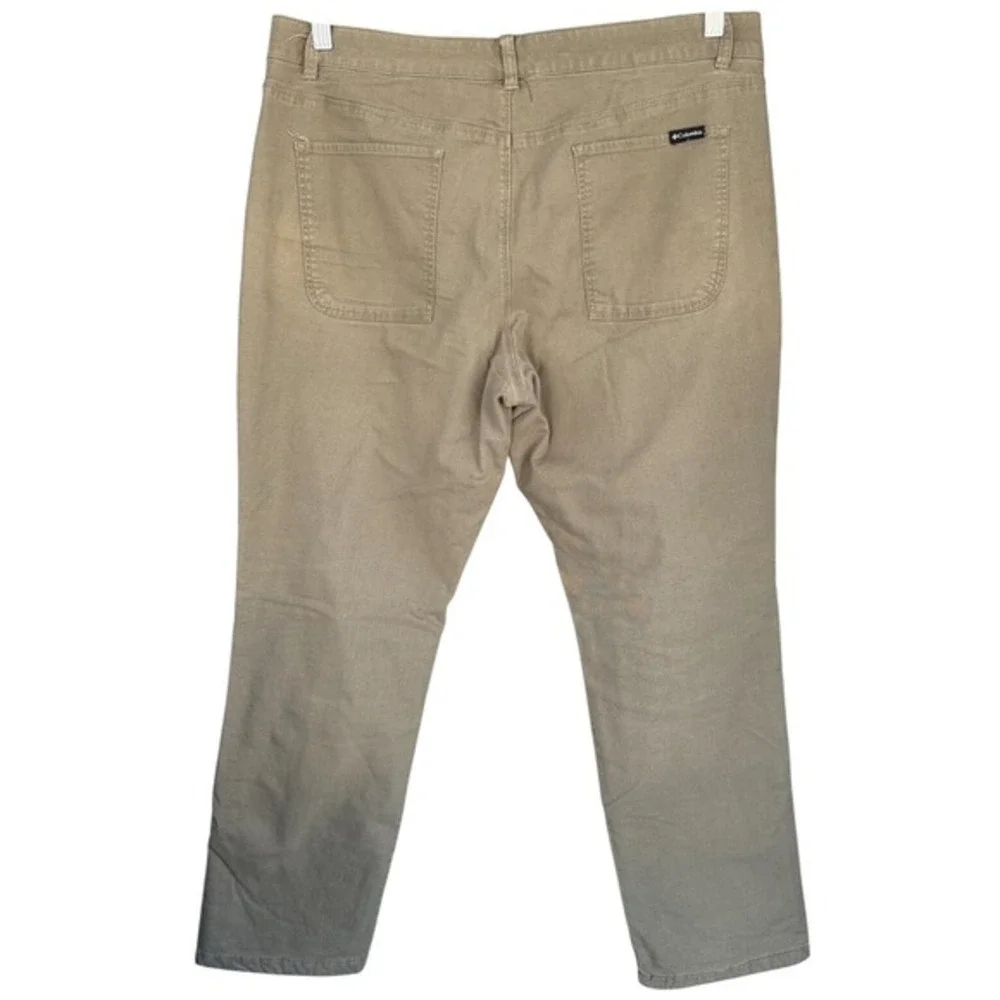 Columbia Active Fit Men's Khaki Straight Leg Casual Pants‎ Size 34W 32L